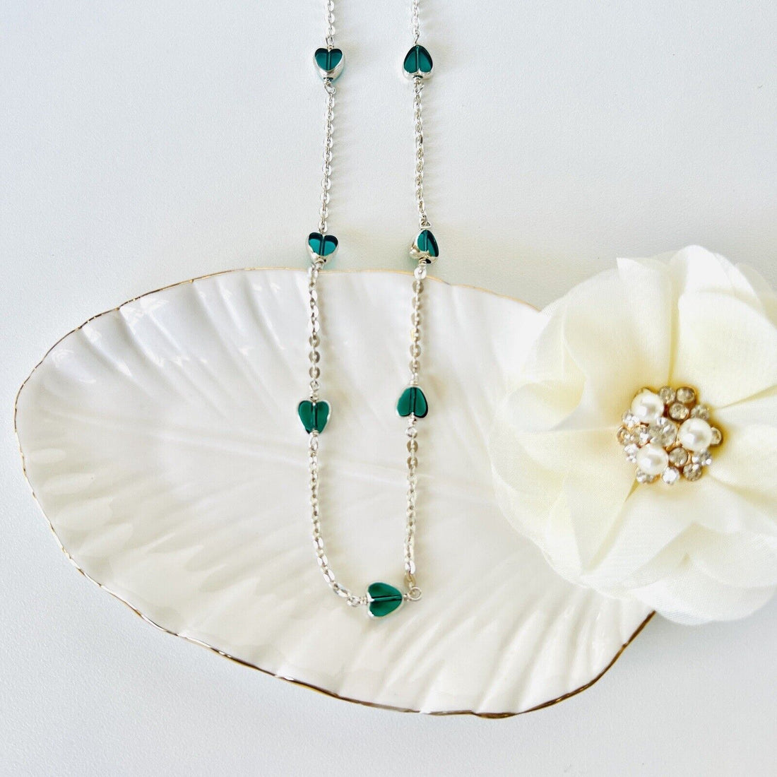 Vintage Sterling Silver Green Crystal Heart Station Necklace, New 15.5"