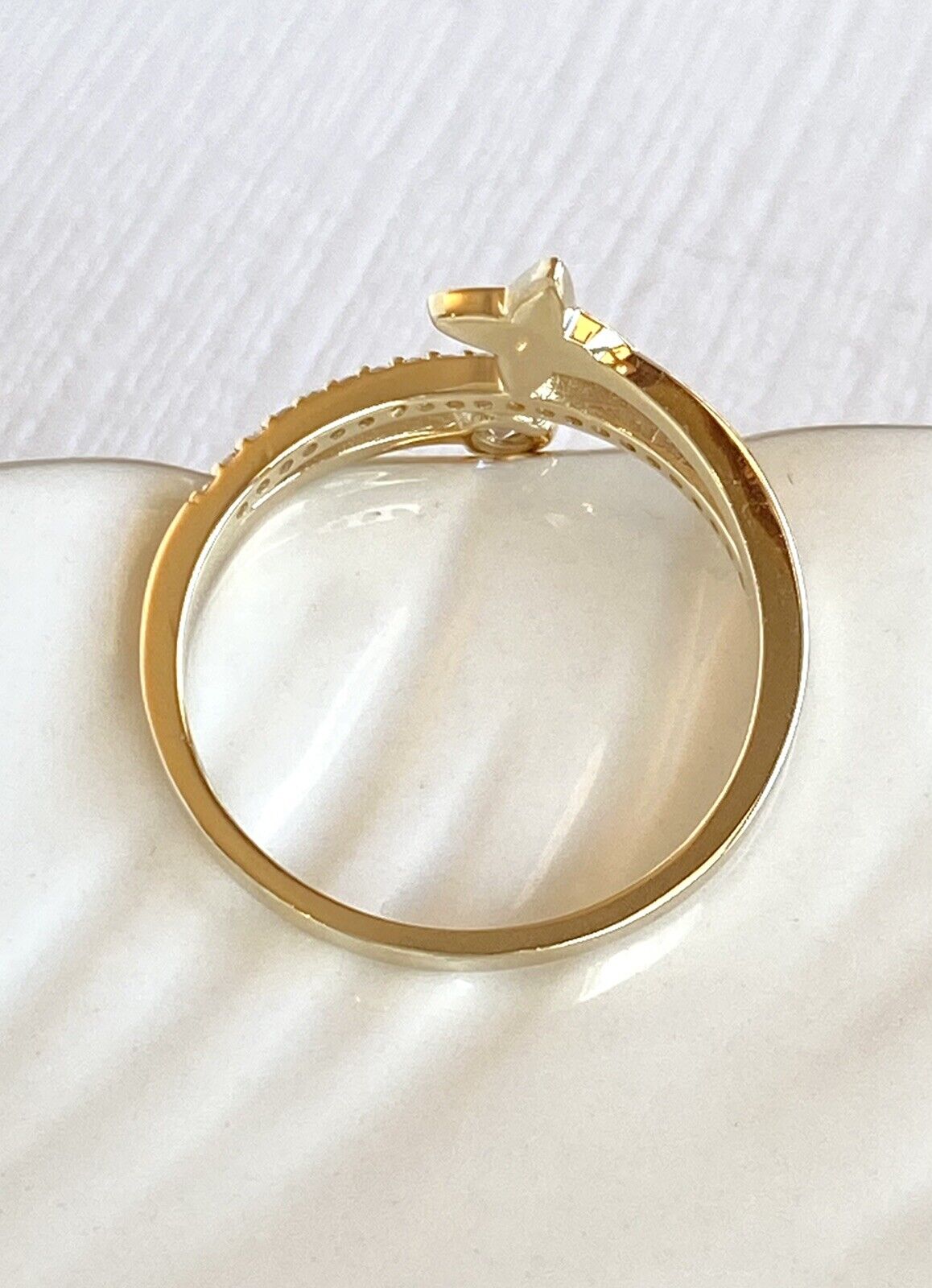 Solid 14k Yellow Gold Red Enamel & Cubic Zirconia Ring New, Size 7