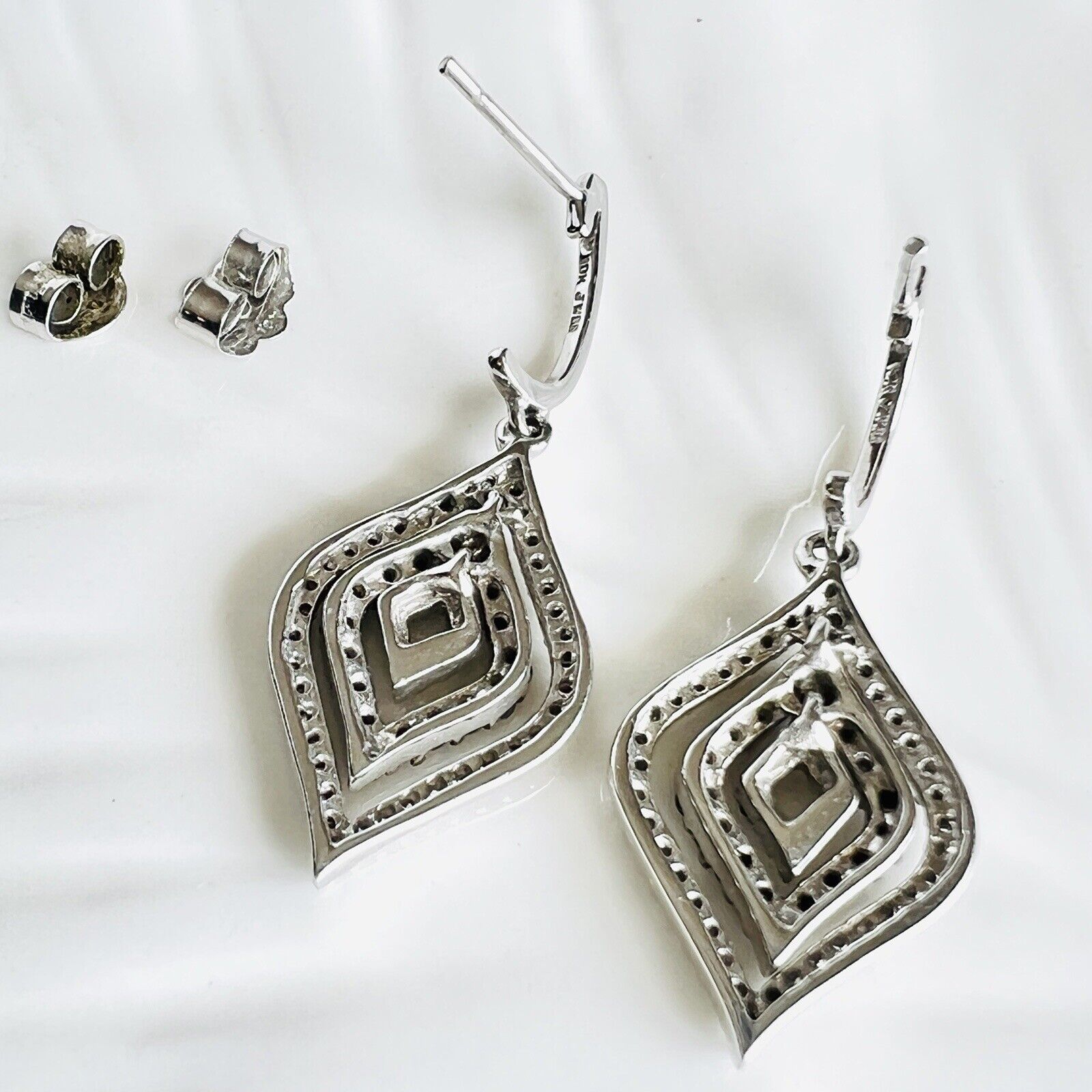 Solid 10k White Gold Genuine Diamond (0.50ctw) Dangle/Drop Earrings, New 1.40"