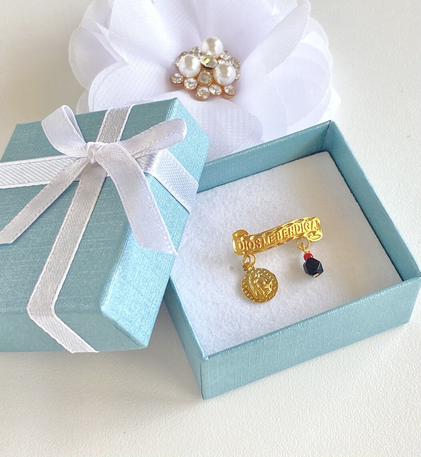 Dios Me Bendiga Angel Curved Pin, Solid Gold & Genuine Azabache, New