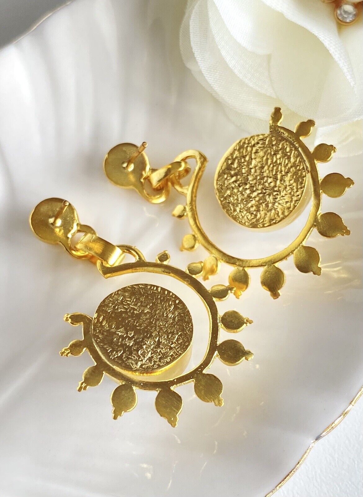 Etruscan Revival Gold Overlay Labradorite Dangle Earrings, New, 1.88"