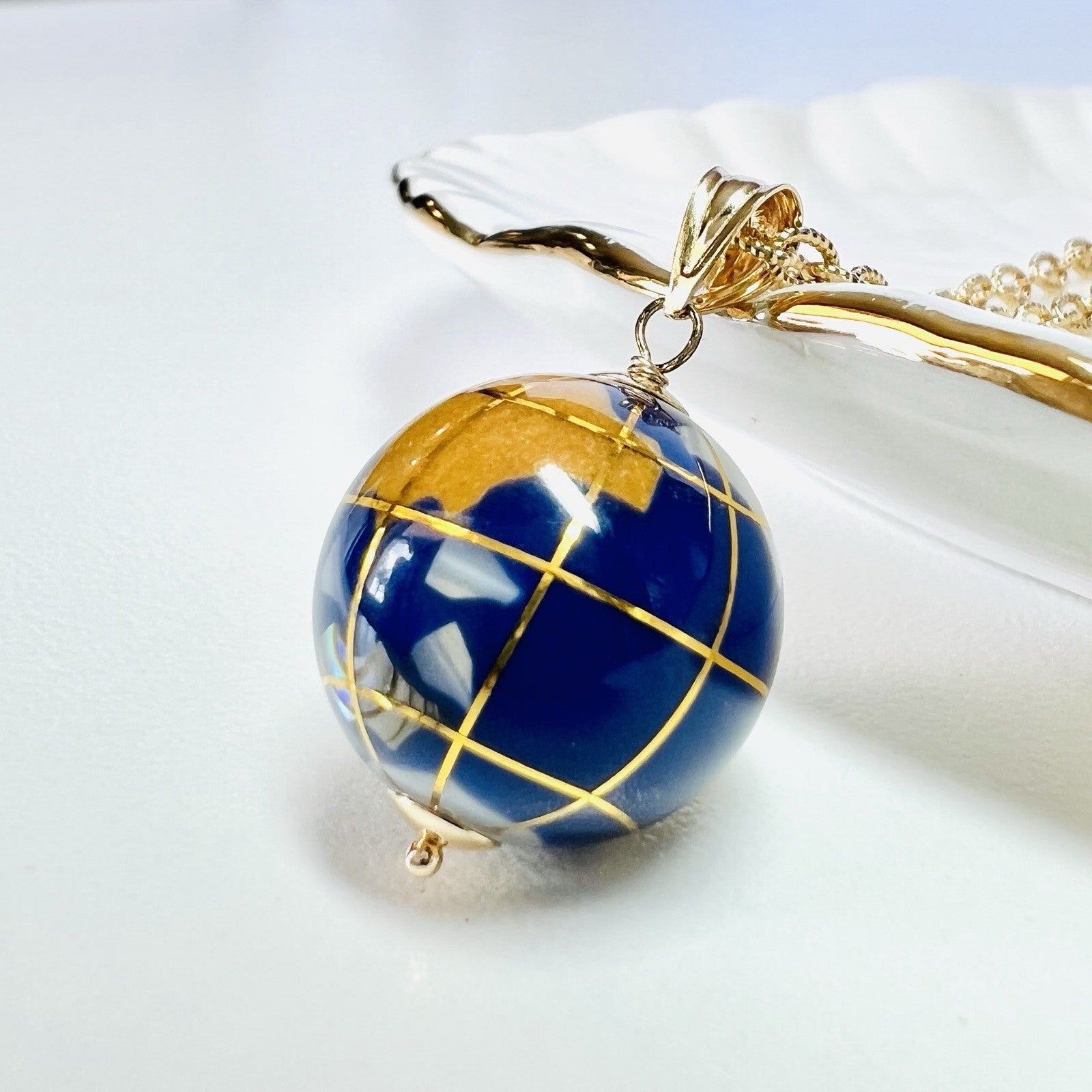 World Globe Gemstone Inlay Solid 14k Yellow Gold Pendant, New, 1.06"