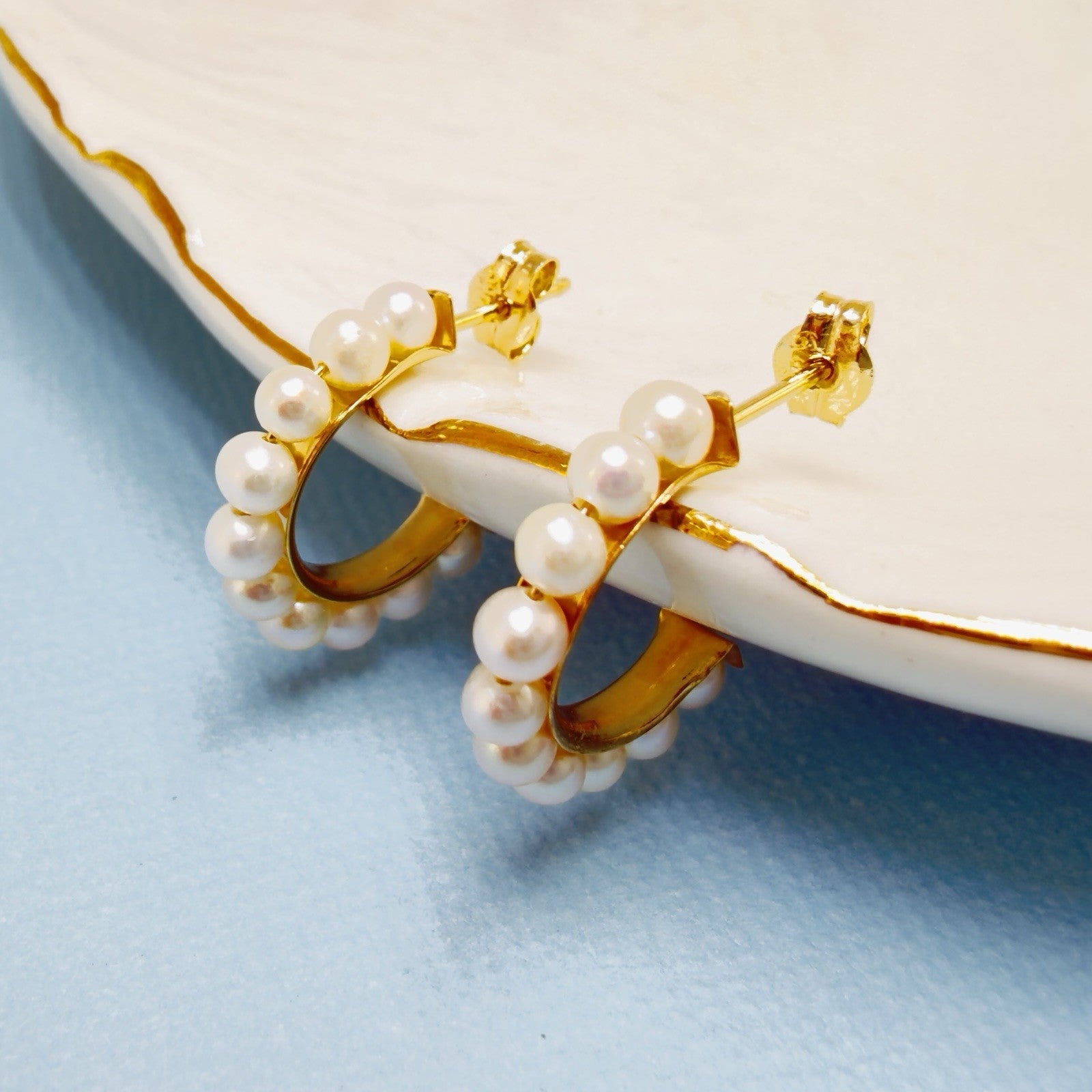 14k Yellow Gold Genuine Pearl Hoop Earrings, New
