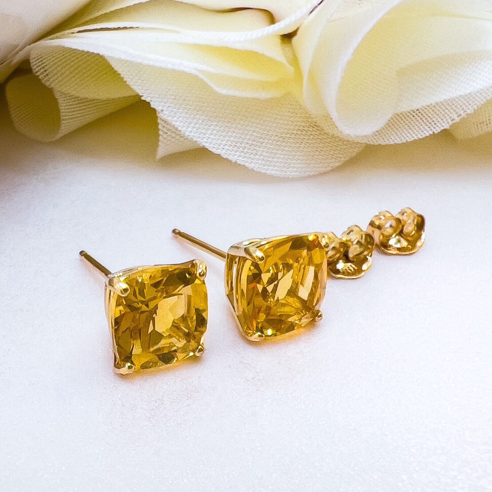 Solid 10k Yellow Gold Genuine Citrine 6mm Stud Earrings, New
