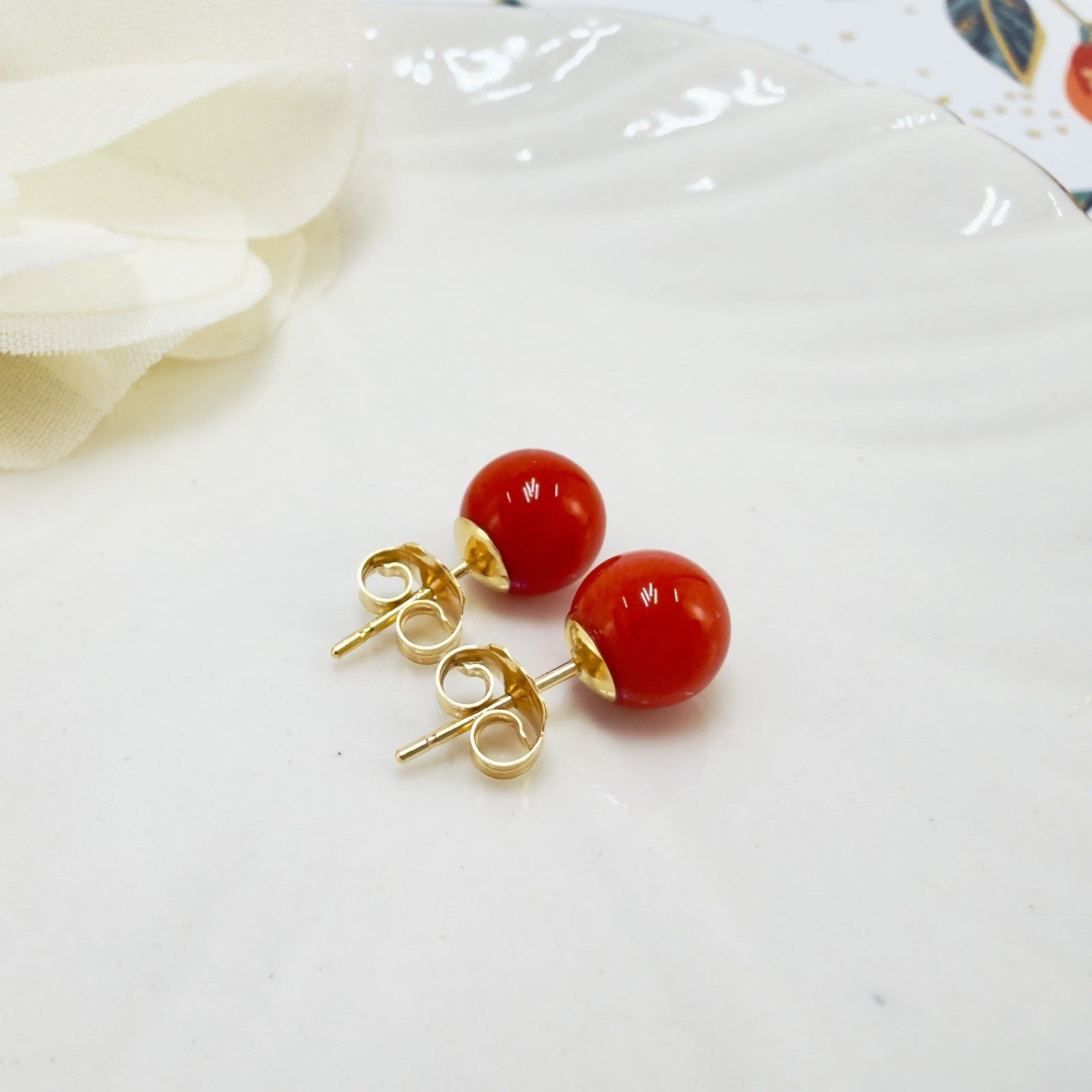 14k Yellow Gold Natural Italian Red Coral STud Earrings, New 6.8mm