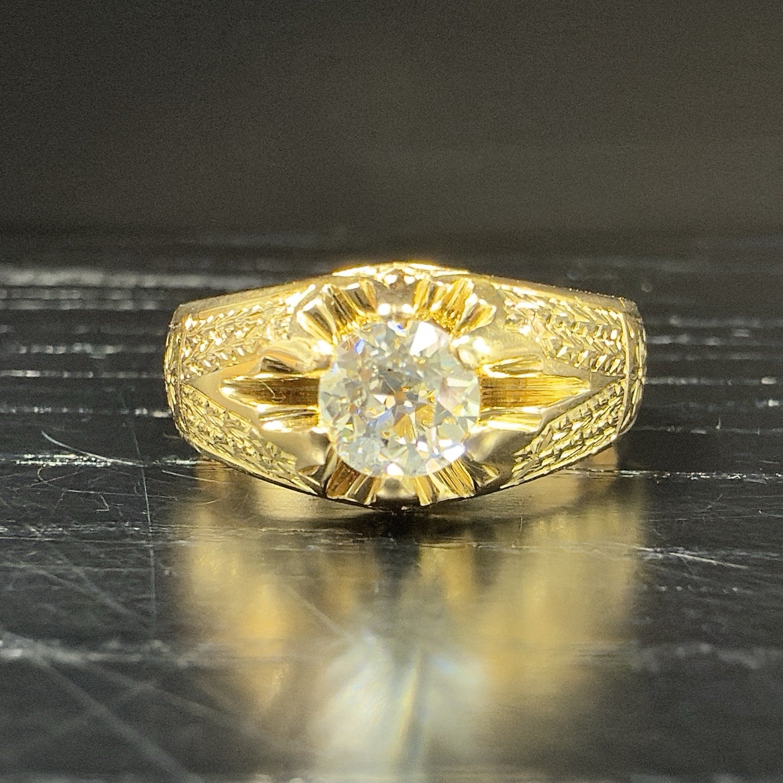 Antique 18k Yellow Gold Diamond Engraved Men's Ring, Preowned Sz.9