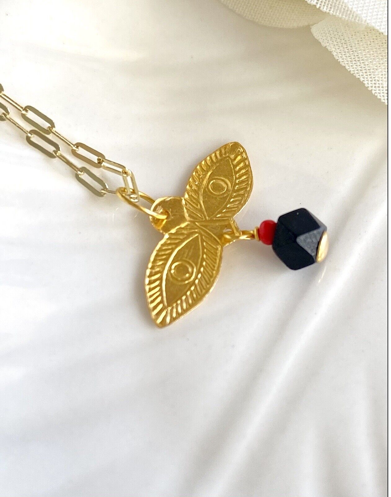 Dije Ojos De Santa Lucia, Azabache Genuino,Solid Yellow Gold, Eye Amulet Pendant