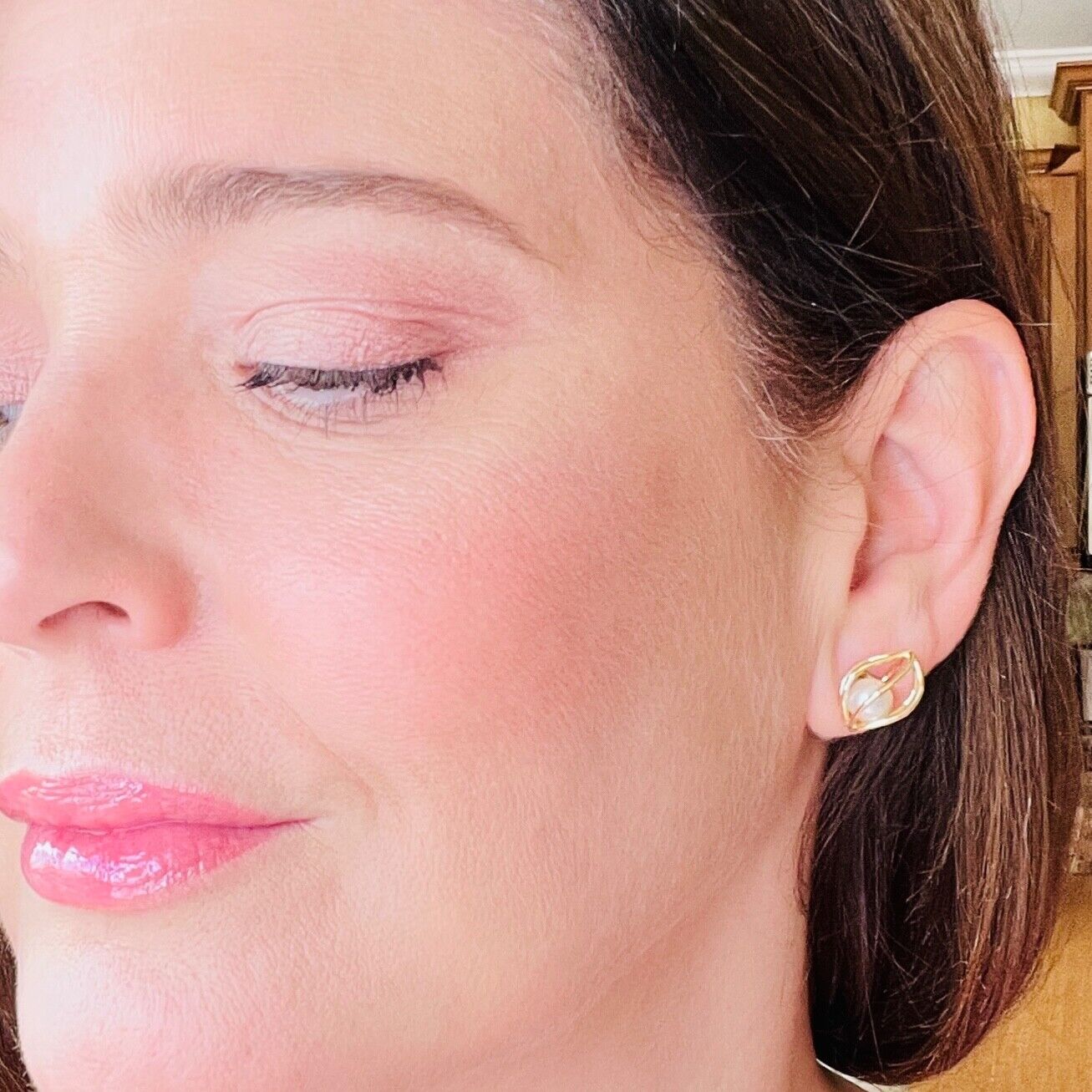 Solid 14k Yellow Gold “Dancing” Pearl Cage-Style Stud Earrings, New