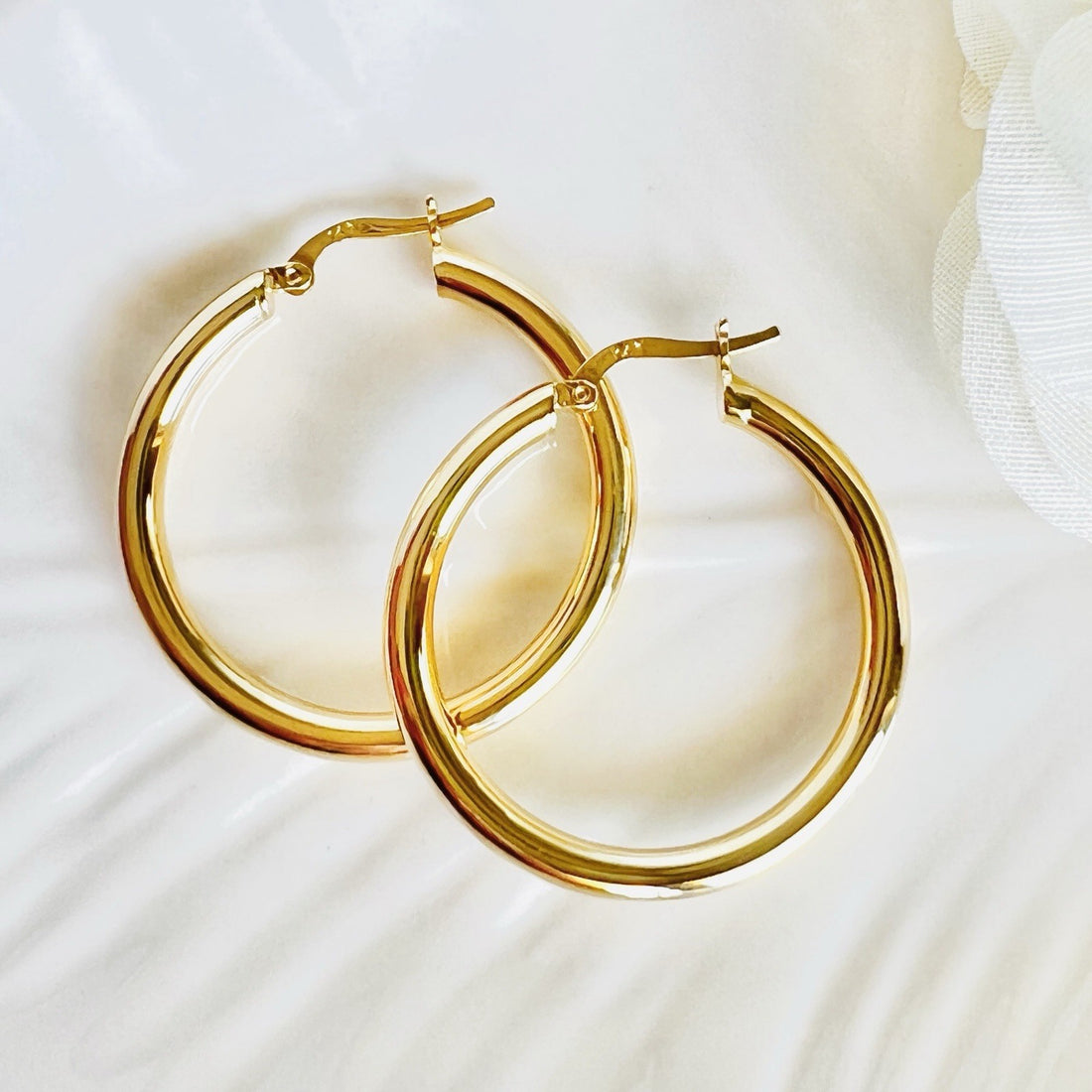 Solid 14k Yellow Gold 3mm Thick Hoop Earrings 30mm Diameter, New