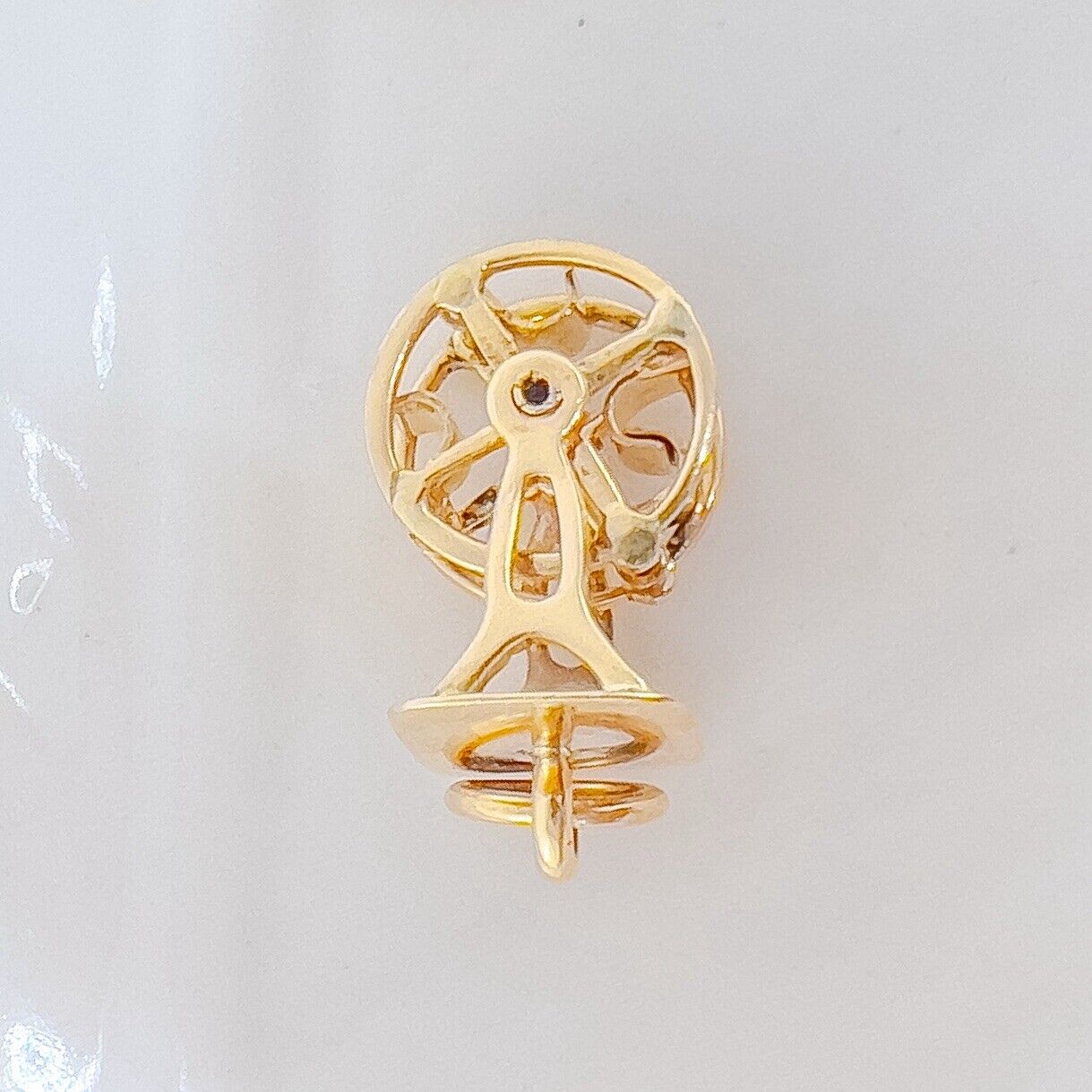 14k Yellow Gold Antique Style Ferris Wheel Charm/Pendant, Preowned