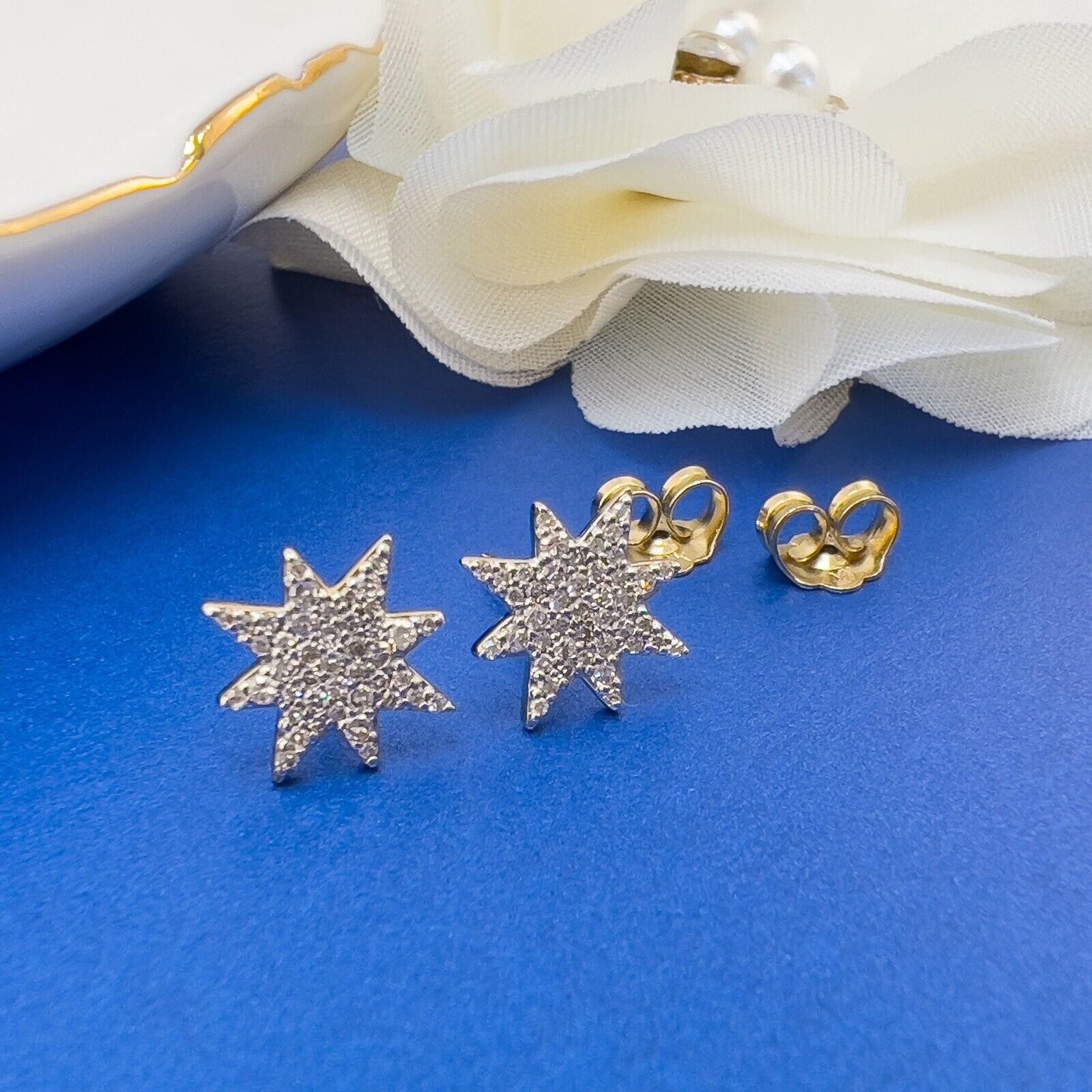 10k Yellow Gold Genuine Diamond Starburst Screw-back Stud Earrings, New