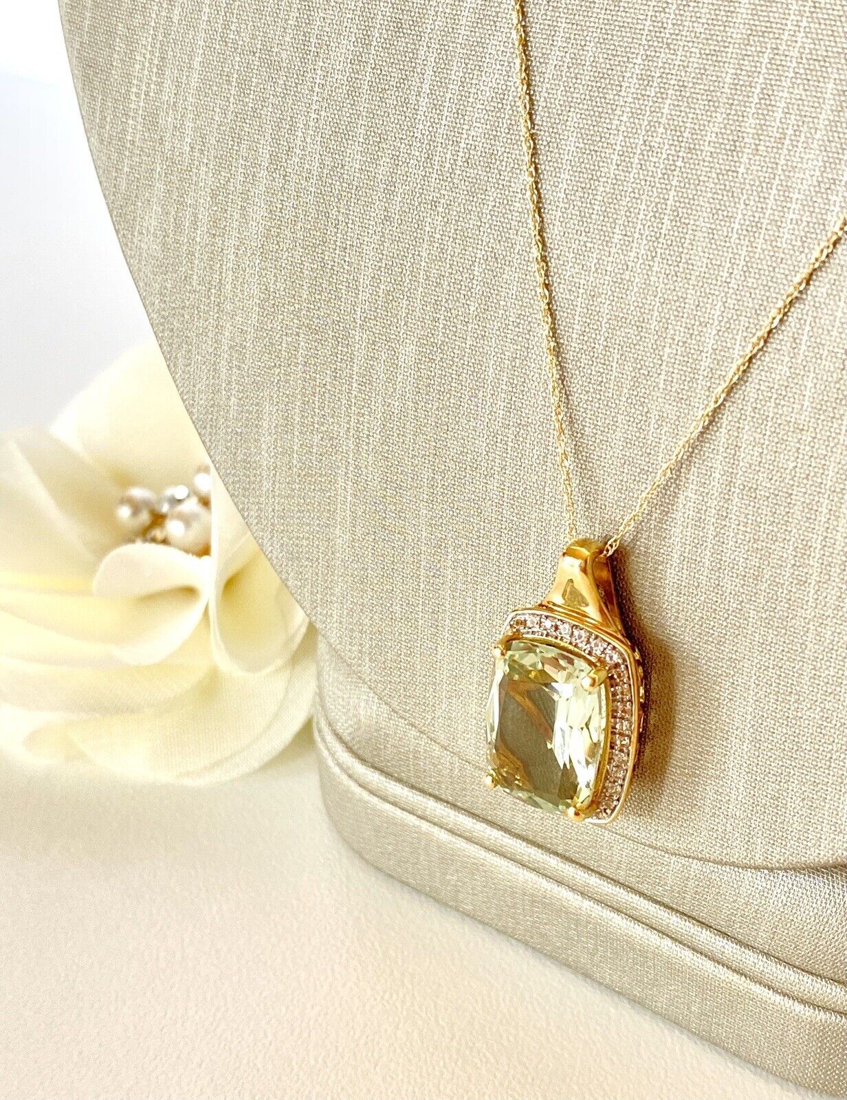 Genuine Prasiolite & White Topaz Solid 10k Yellow Gold Pendant/Necklace, New 18"