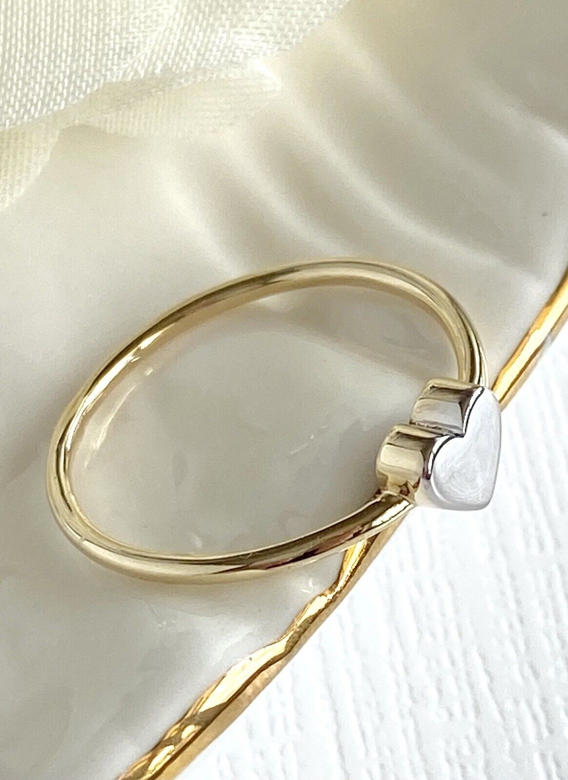 Adorable Solid 14k Yellow Gold Ring w/ White Gold Heart, New, Size 7 3/4