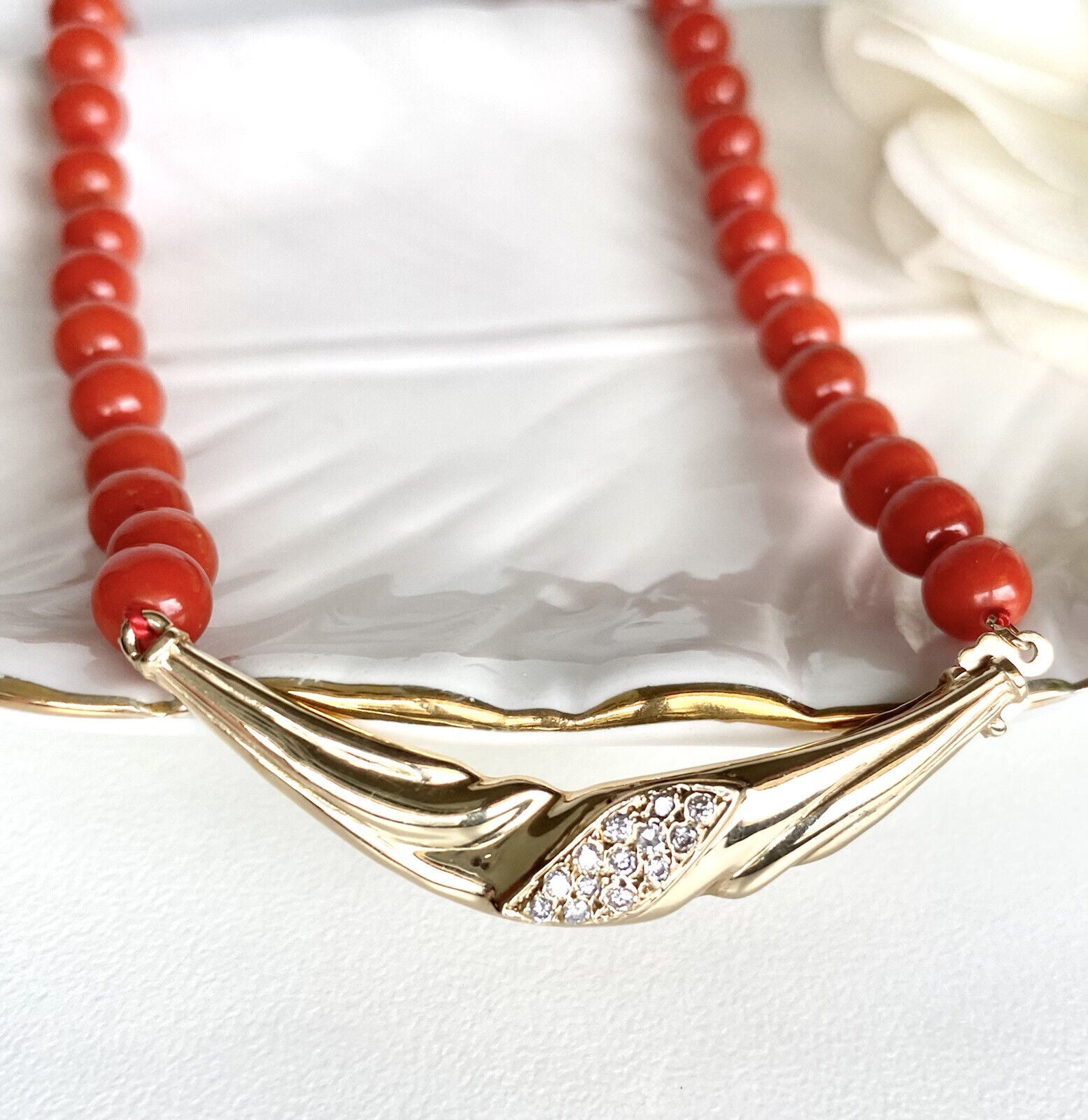 Mediterranean Red Coral Solid 14k Yellow Gold & Diamonds Necklace, New, 18"