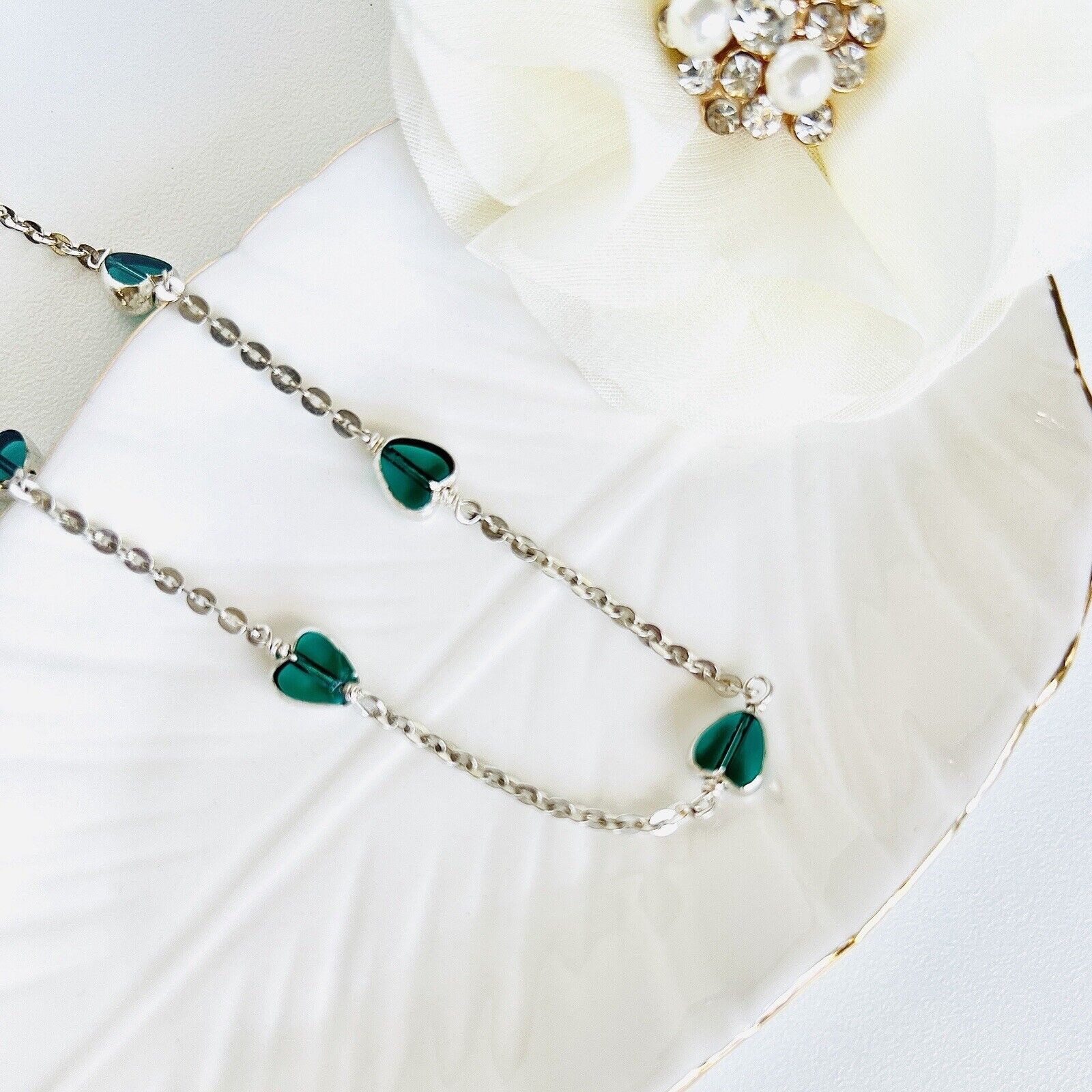 Vintage Sterling Silver Green Crystal Heart Station Necklace, New 15.5"