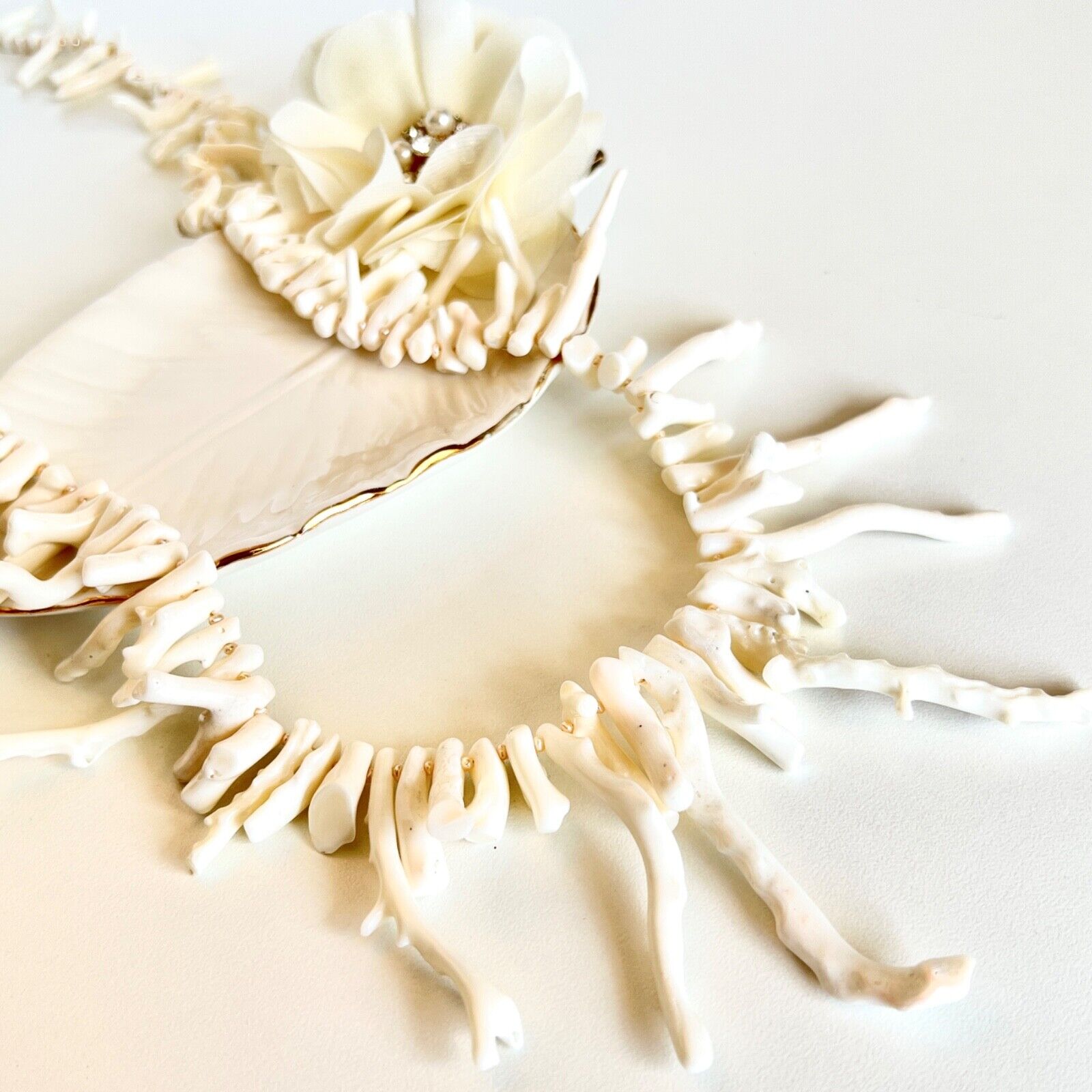 Solid 14k Yellow Gold Genuine White Branch Coral & Seed Pearl Necklace New 28.5"