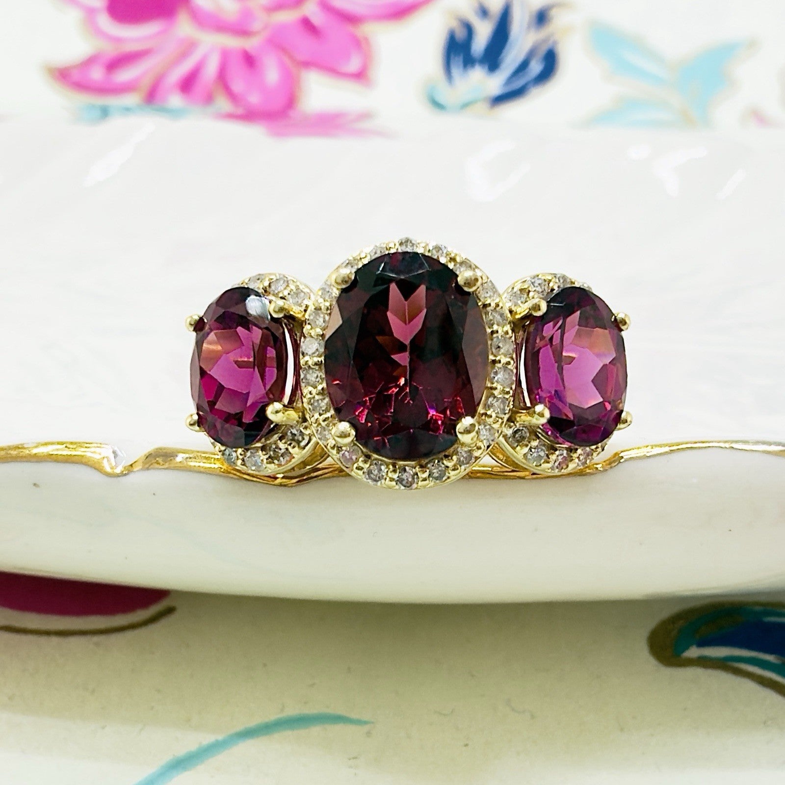 10K Yellow Gold Genuine Rhodolite Garnet & Diamond Three Stone Ring, Sz 6.5, New
