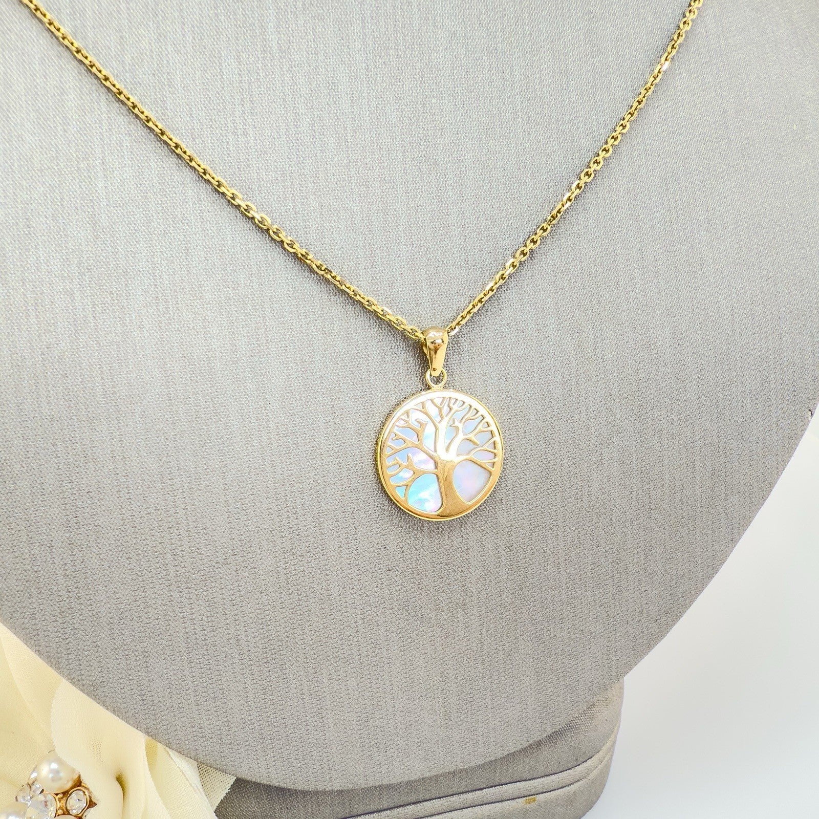 14k Yellow Gold & Genuine Mother of Pearl Tree of Life Charm Pendant, New